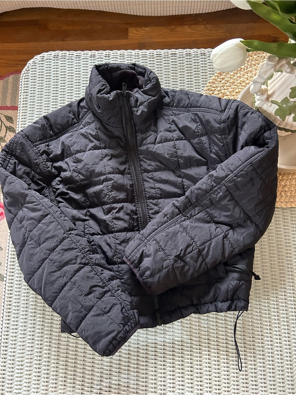Love Tree Black Ultra Light Packable Jacket | Medium